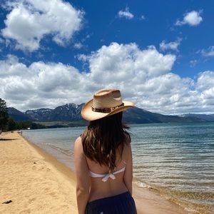 Meet your Posher, Electra